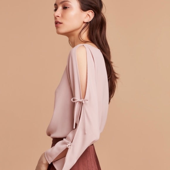 Aritzia Wilfred Pozzi blouse - Picture 3 of 3